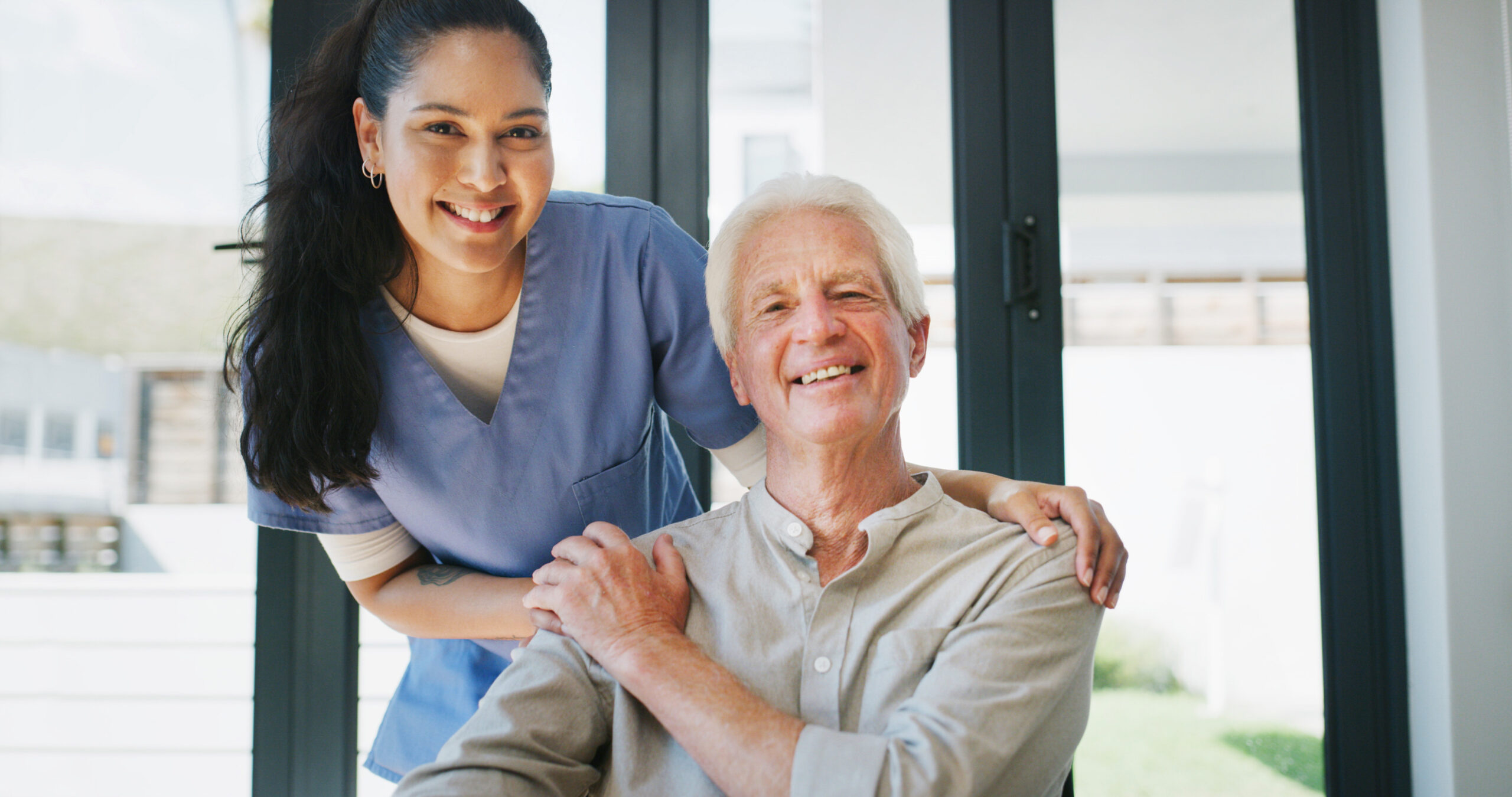 Dementia Home Care in Las Vegas, NV Compassionate caregiver providing dementia home care in Las Vegas, NV, supporting a senior with personalized memory care and safe in-home assistance